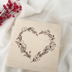 SKRZYNECZKA Z PERSONALIZOWANĄ BRANSOLETKĄ