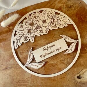 MAKRAMOWA BAZA ZE SKLEJKI Z GRAWEREM