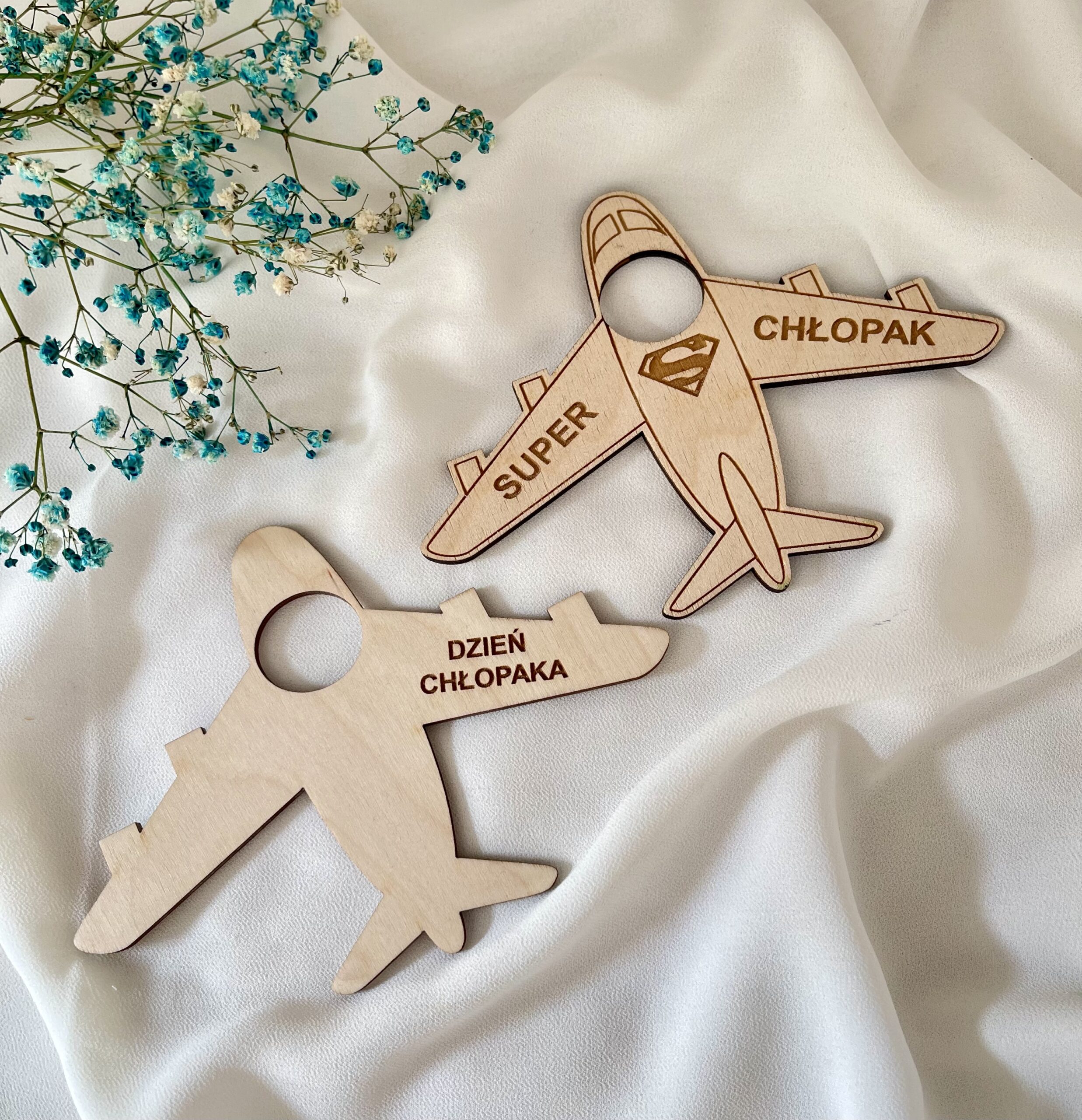 DREWNIANY SAMOLOT Z GRAWEREM - obrazek 2