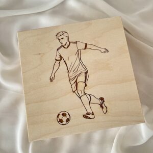 DREWNIANA SKRZYNKA Z GRAWEREM DLA DZIECKA