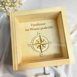 Drewniana skarbonka prezent Fundusze na podróże