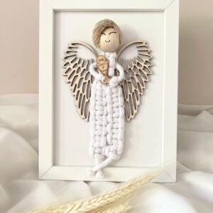 ANIOŁEK MAKRAMA W RAMCE NA PIERWSZĄ KOMUNIĘ PAMIĄTKA