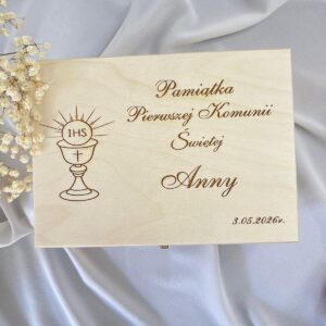PAMIĄTKA PIERWSZEJ KOMUNII ŚWIĘTEJ SKRZYNKA PREZENT Personalizacja